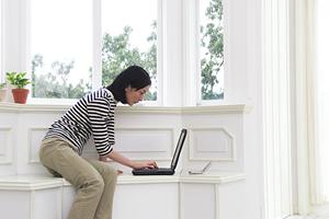 木の樽で熟成した無添加のプロポリス